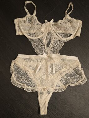 Victoria's Secret Dreamer Teddy